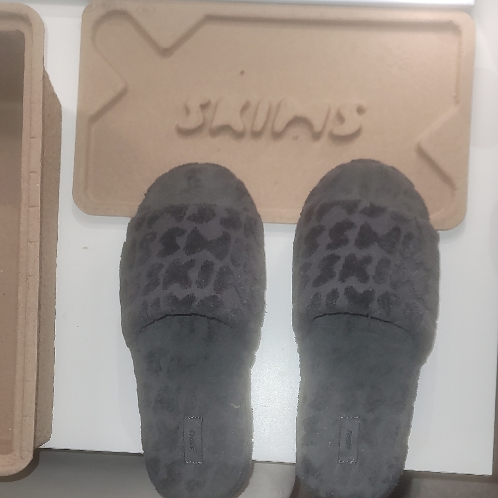 Skims Slippers